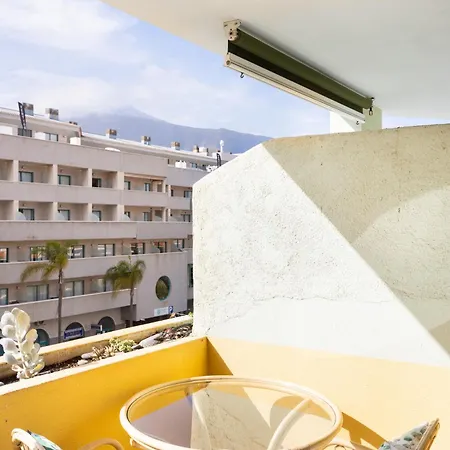 Con Vistas A Montanas شقة